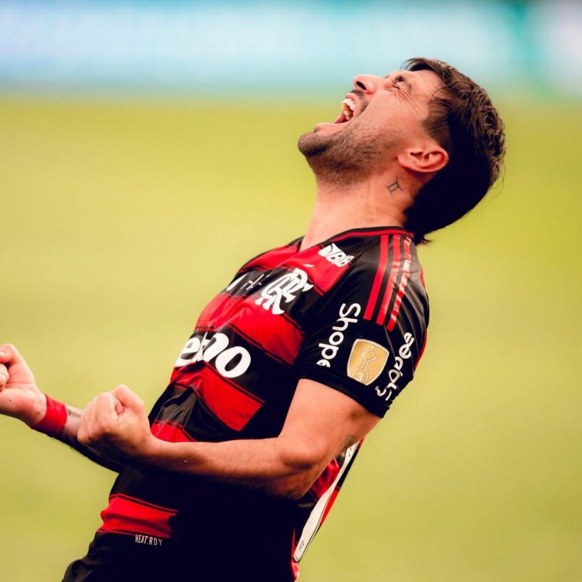 CentralFlaNacao's tweet image. Arrascaeta fala sobre 2026 e renovação de Filipe Luís:

“2026 começa com uma expectativa muito grande. Mas isso, por si só, não garante nada. Sabemos que vamos precisar trabalhar ainda mais, porque este ano tende a ser ainda mais difícil. Fiquei muito feliz com a renovação do…