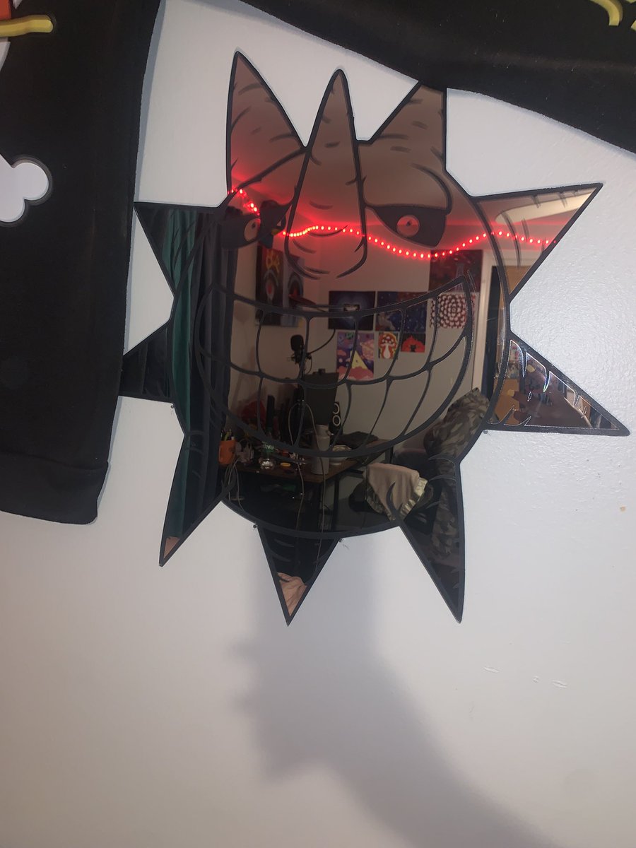 markwolf08's tweet image. My beautiful girlfriend got me the hardest mirror on planet earth