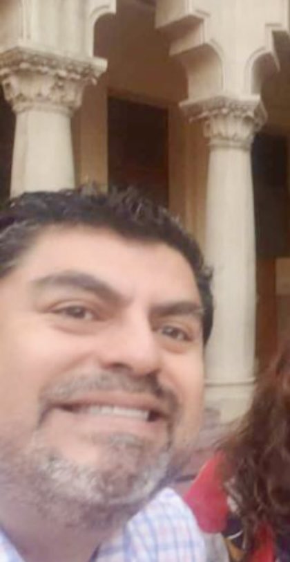 DonPetercillo's tweet photo. ¿Todavía es milagroso Twitter? Me gustaría saber quién es… me lo vendieron por Carlos Zelada de Codelco. Si pueden ayudar con un RT, se los agradecería. Se pasaron. https://t.co/s4pDm3pHkD