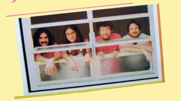 raqueI_b's tweet photo. é início da década de 80. você entra numa loja de discos e encontra esses quatro álbuns na prateleira. sem saber quem são, sem contexto, sem julgamento. qual deles você levaria? https://t.co/KlCZjIIiCM