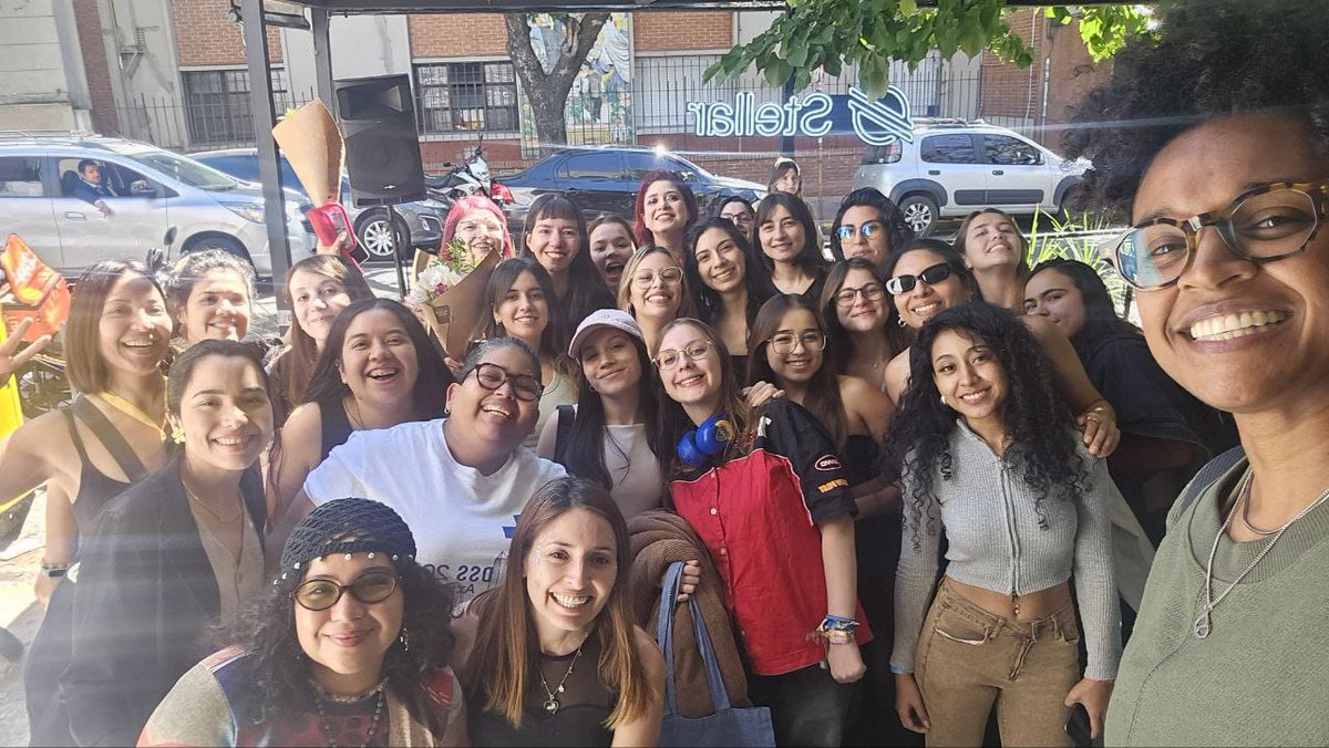 Sofía Navarro tweet media