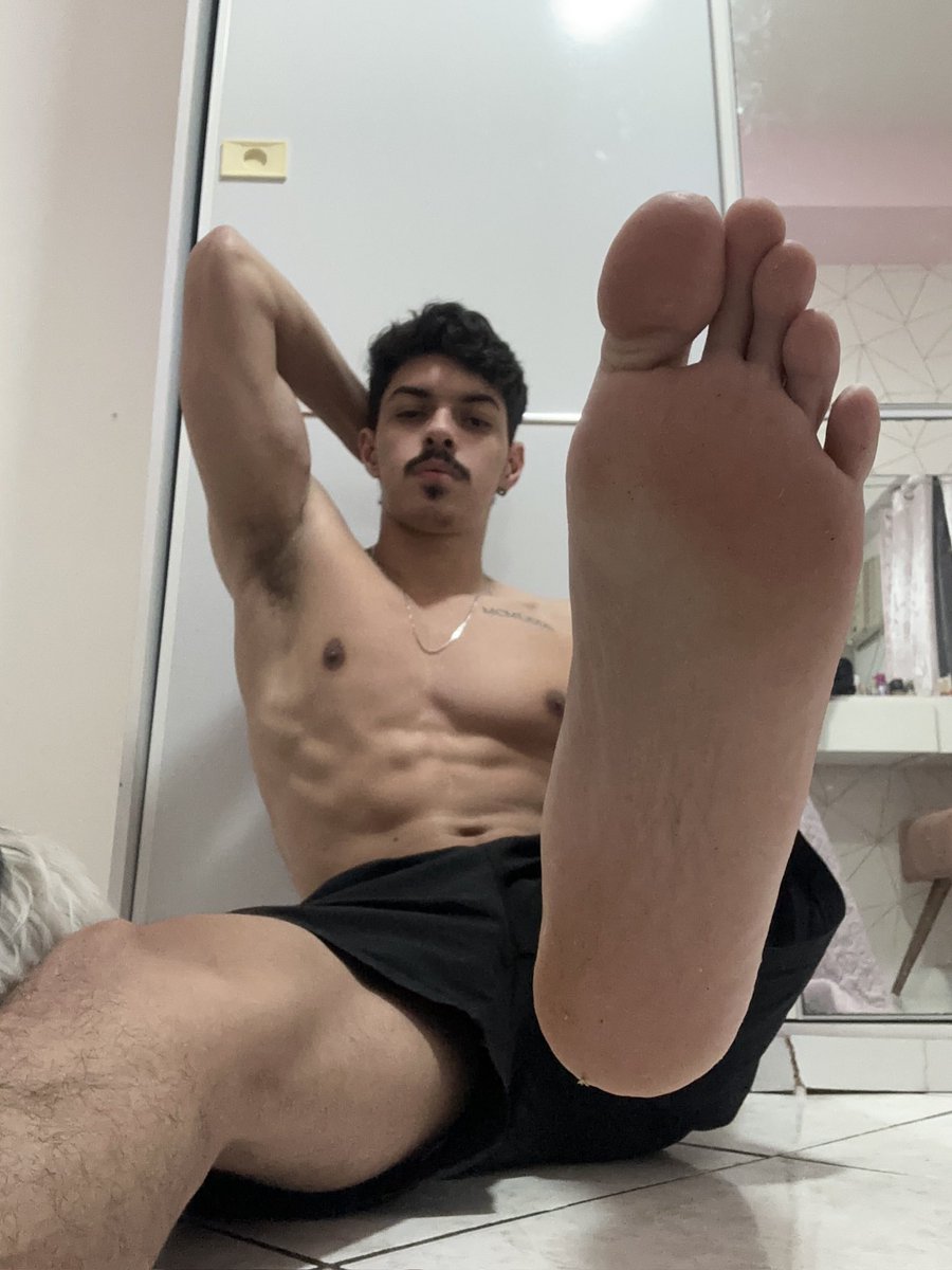 Master Edu | 15k tweet media