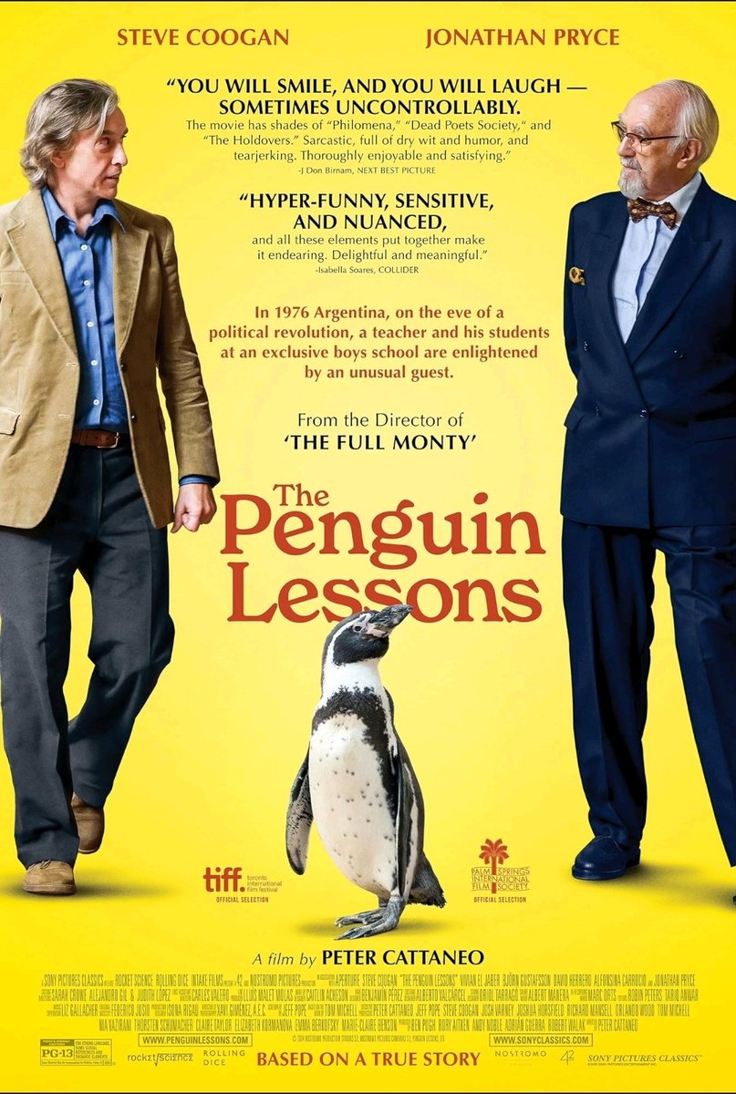 Un profesor inglés adopta un adorable pingüino, durante la dictadora argentina en los años setenta, en 'The Penguin Lessons'. Un drama bien modulado en sus clichés y sensible en el tema de las desapariciones forzadas. La pueden ver ya en Prime Video.