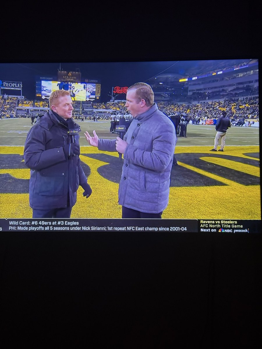 Knicking031's tweet image. I never understood this  it can 0 below and they don’t wear hats crackers are different