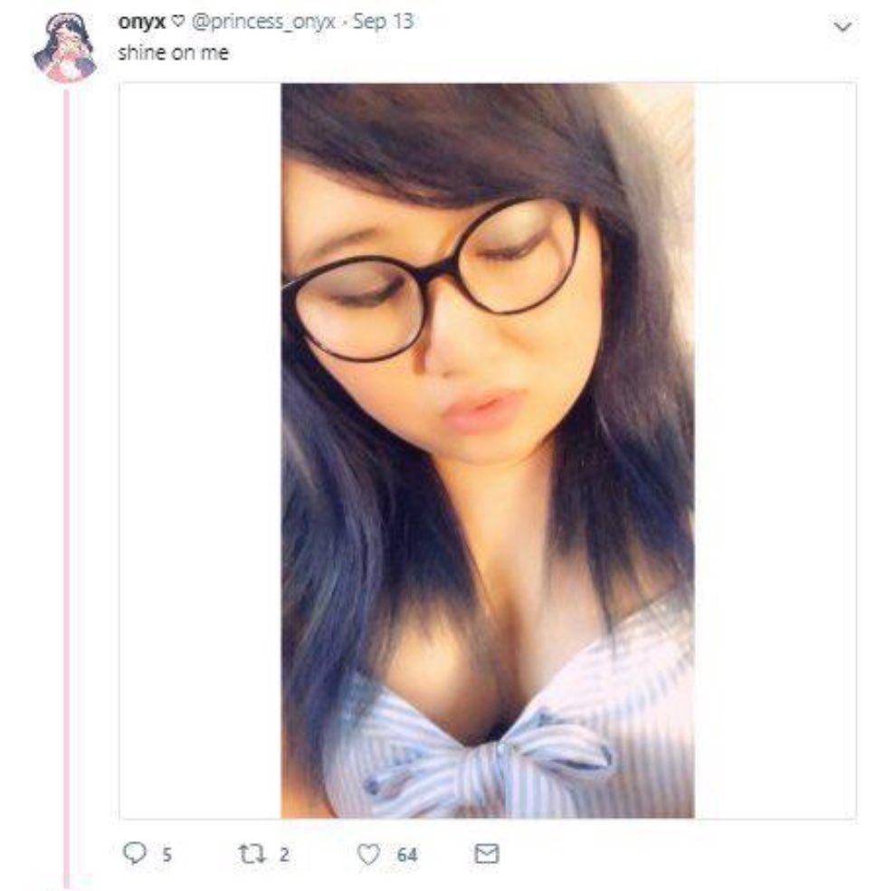 jordynceIeste's tweet image. ever since photo comments became a thing on tiktok every comment section has just been this😭