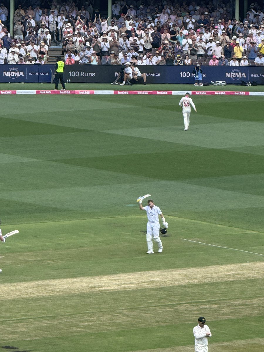 #Ashes Batted Jo Root