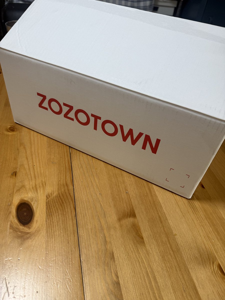 白！

#ZOZOSALE箱CP