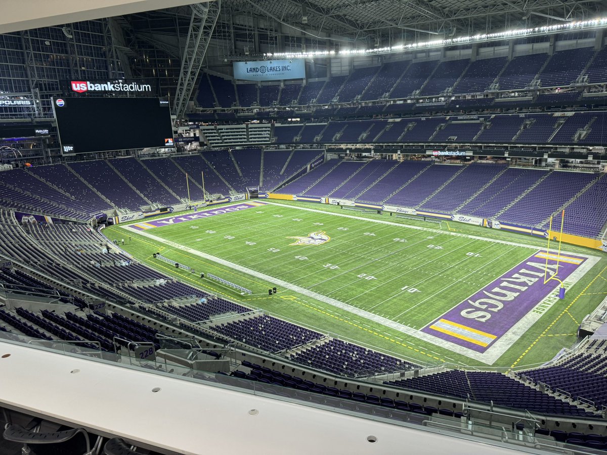 Alec Lewis tweet media