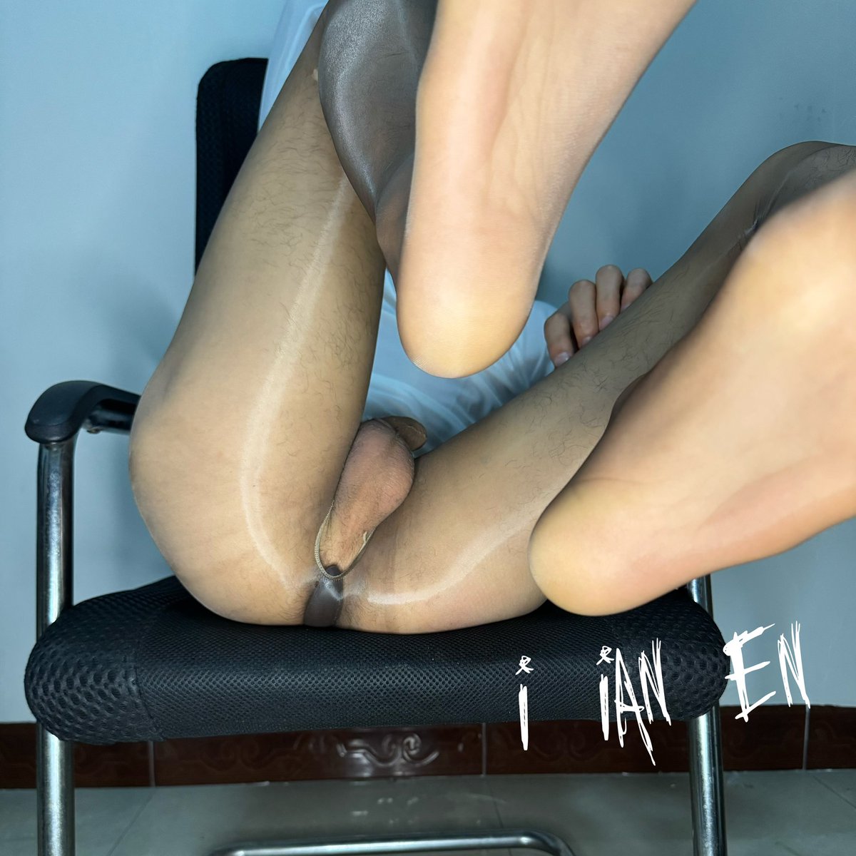 小小的也很可爱 关键没有其他那种不适的异物感 是一种充实的满足感 蛮能刺激到敏点的🥵适合 #外出 佩戴 #丝袜责 
🌼塞推荐➡️：<a href="/playBeargarden/">丕熊发展场</a>