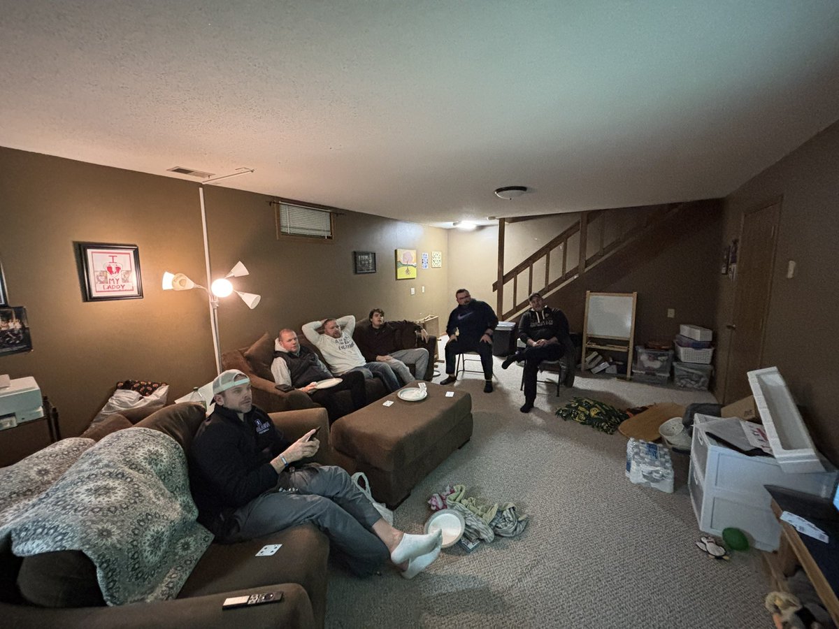 Coach Tom Yashinsky tweet media