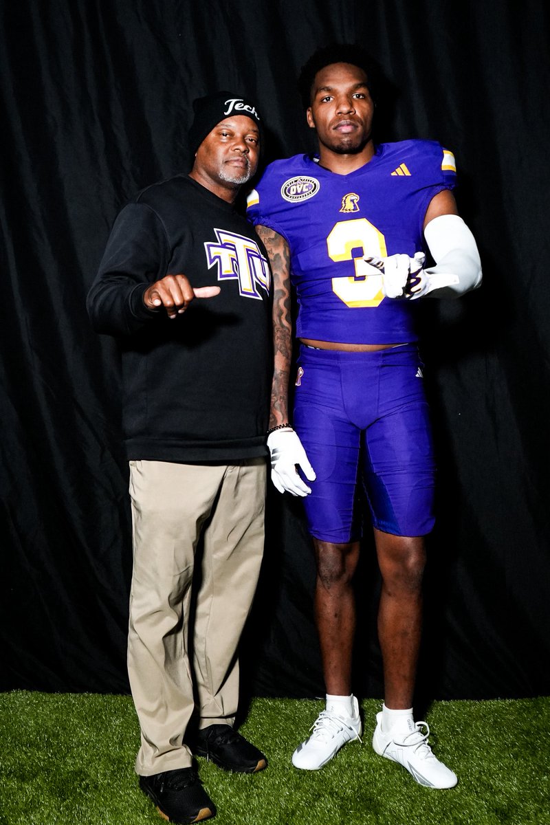 Amari Mcarthur tweet media