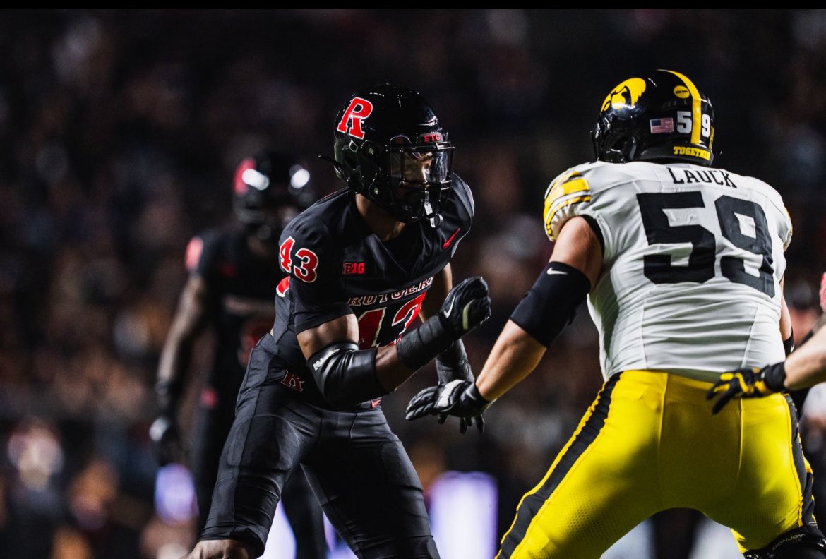 WCJ8K's tweet photo. 6”7 230
4.5 40  
Over 10 foot broad
Most versatile player in college football
Still Only 17 years old.
My best is yet to come.
Just watch me work! https://t.co/tVnaLBXcw8