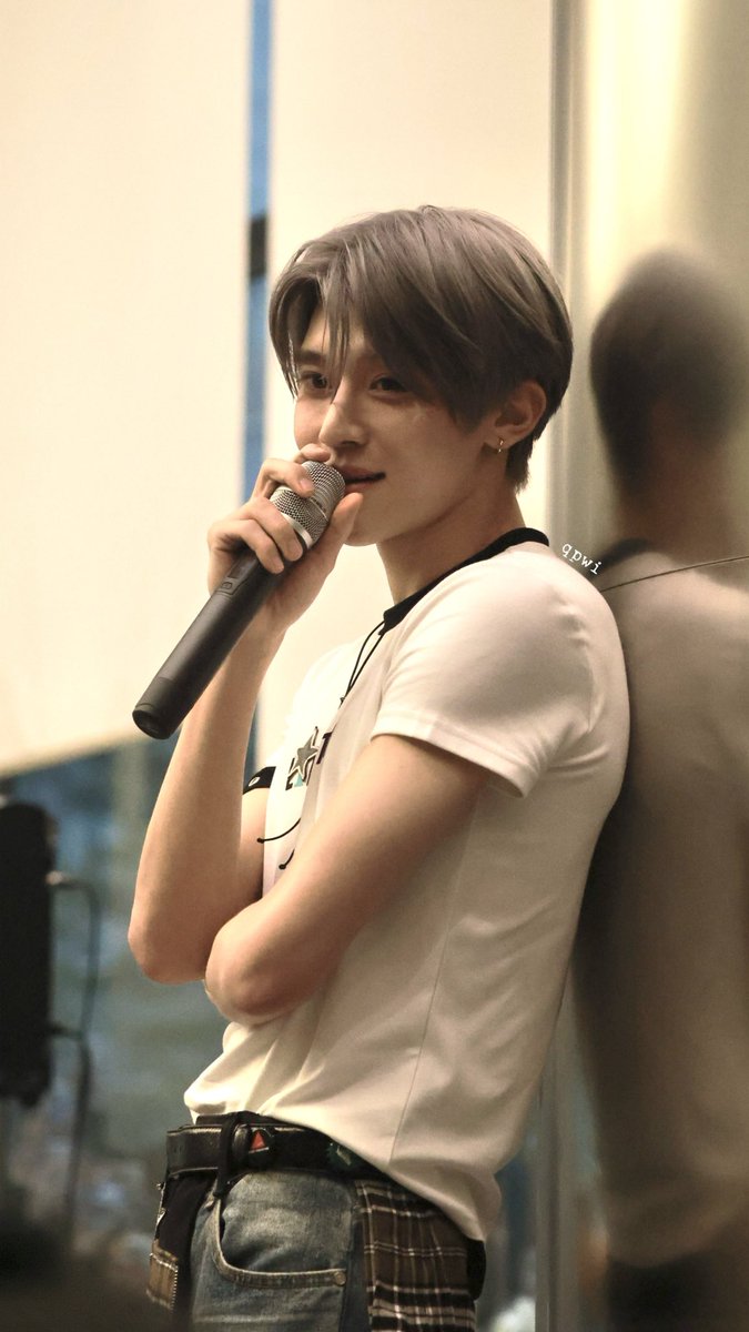 IYKYK91's tweet photo. 250419

#시온 #SION #シオン #NCTWISH https://t.co/UFJgMfoFbz