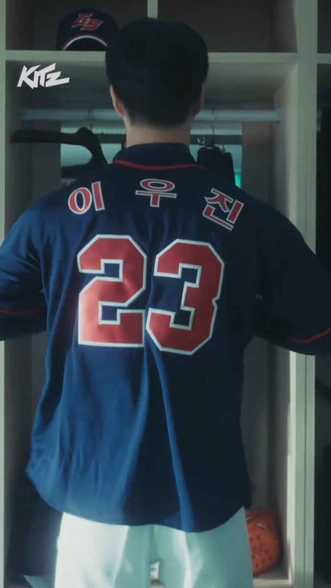 bnggeopang's tweet image. did we make it?                        yes, we did.