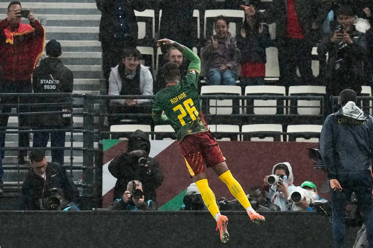 CGTNSportsScene's tweet photo. 🇨🇲#Tchamadeu & #Kofane fired #Cameroon into #AFCON2025 QF showdown with #Morocco after 2-1 vs #SouthAfrica.
📊Cameroon only 2nd ever win over South Africa, young squad, 5-time champs, now face the hosts.
🍿Who you backing: Morocco at home or Cameroon with nothing to lose? https://t.co/ExPWMx9iWw