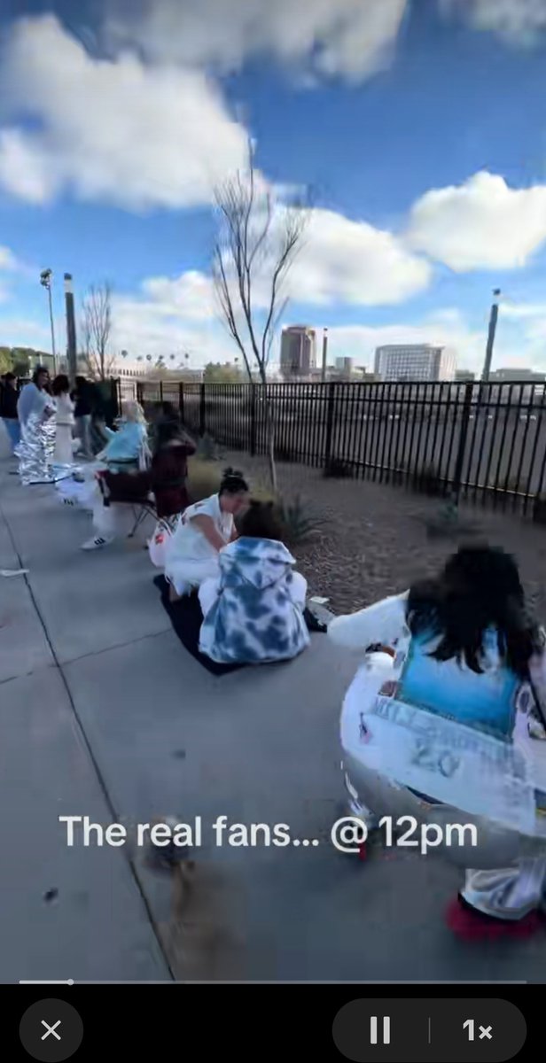 Rose 🧟‍♀️🧟‍♂️ tweet media