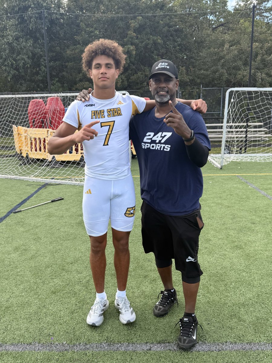 4⭐️DB Xavier Bowman tweet media