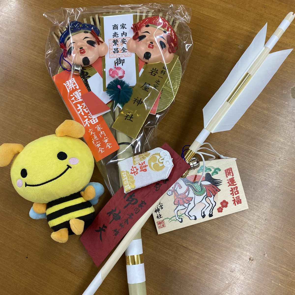 ミツバチみっちゃん【公式】 (@gs_micchan) / Posts / X