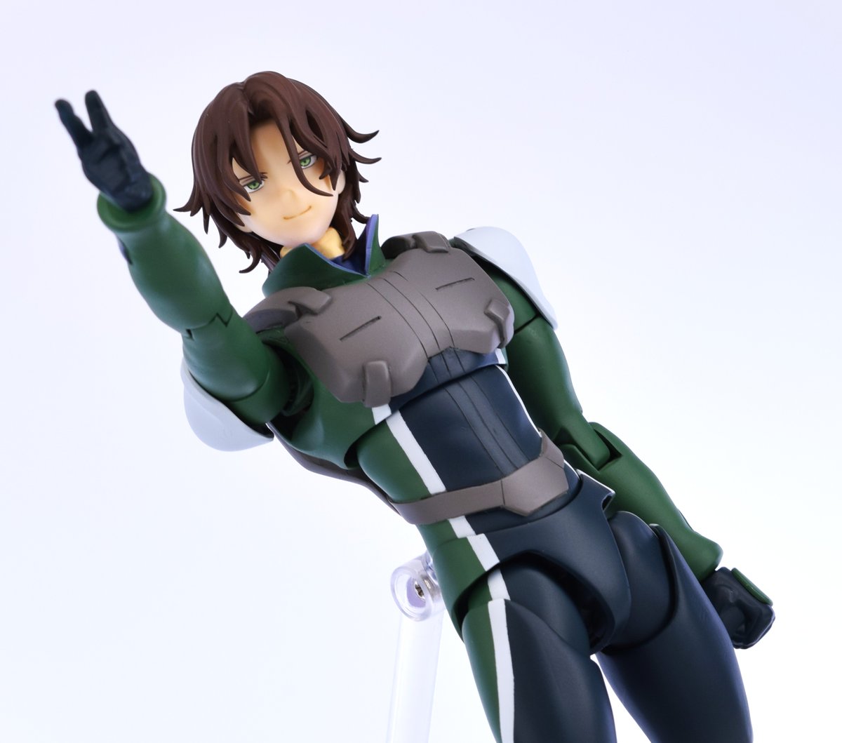 ニール・ディランディを作りました。 ロックオンといえばこのポーズ…と