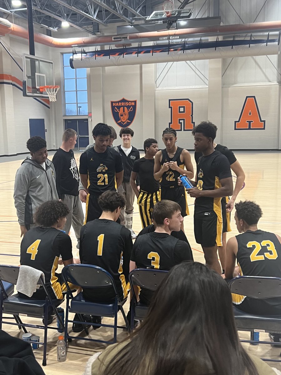 SmileyBasketball tweet media