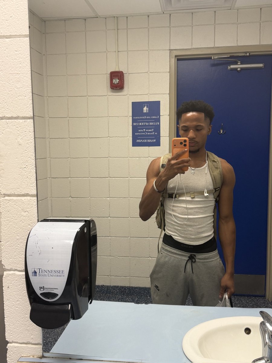 Ty 🕷️ tweet media