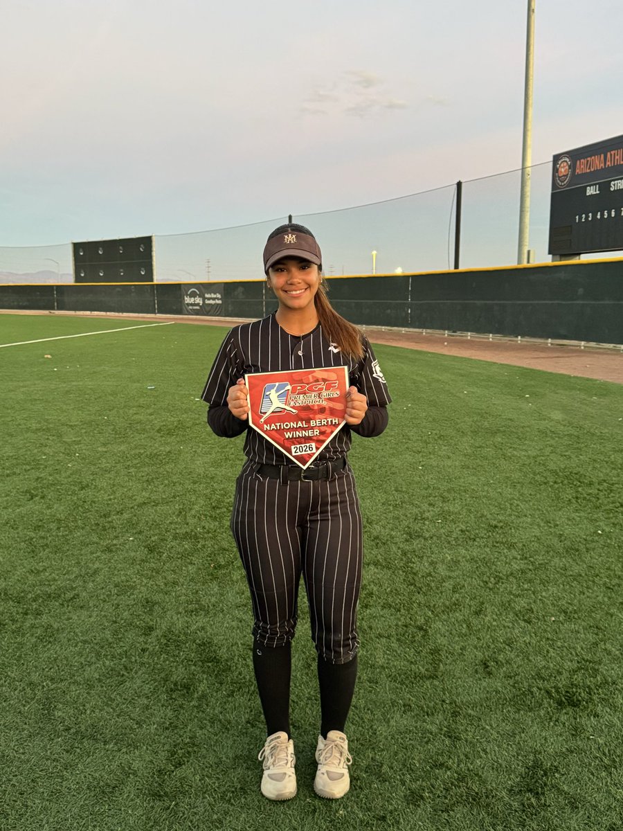 kharleewithak's tweet photo. 2 days. 9 games. premier berth.
.611 2HRs 12 RBIs #Uncommitted2026 https://t.co/KLKgiotgTS