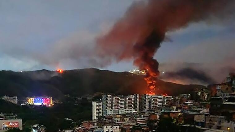 Oficialmente queda inaugurada la temporada de 
AS4LT0 a Paises y Embajadas.

Que lo disfruten.

Sin mas por el momento.