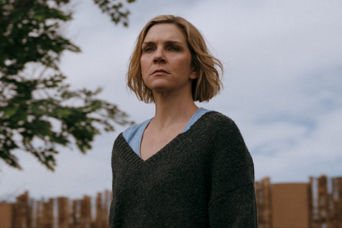 TheGATE's tweet image. Congratulations, Carol!

Rhea Seehorn, Critics Choice winner, Best Actress in a Drama Series for Pluribus!
