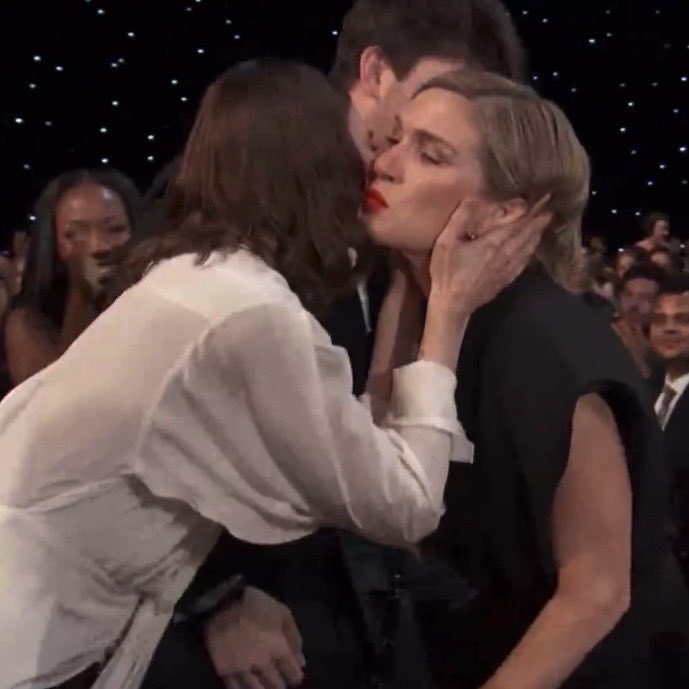 ripleysdunham's tweet image. karolinas lipstick on rheas cheek during her acceptance speech oh the rhealina stocks are through the roof