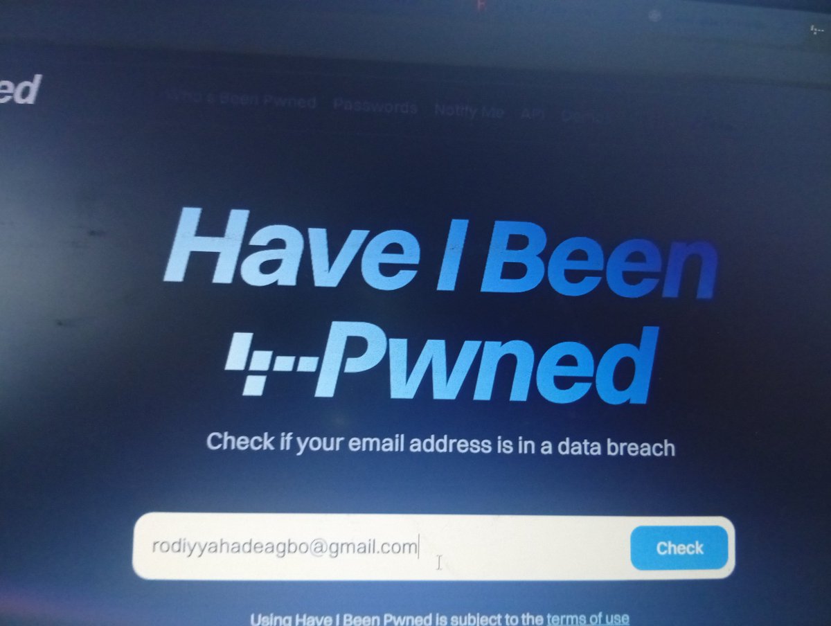 AdeagboRodiyyah's tweet image. Day 98 of #100DaysOfCybersecurity 💜
✨ Tweaked my Python password generator, Now it only asks for length. 
✨ Learned how to actually search better online
✨ Realized LinkedIn gives hackers too 
✨ Checked for data breaches
@ireteeh @TemitopeSobulo @NnajiDaniel_C @cyberjeremiah