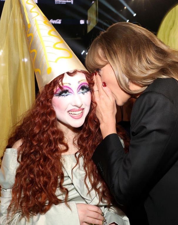 COSMlCSYD's tweet image. when you’re good with everyone