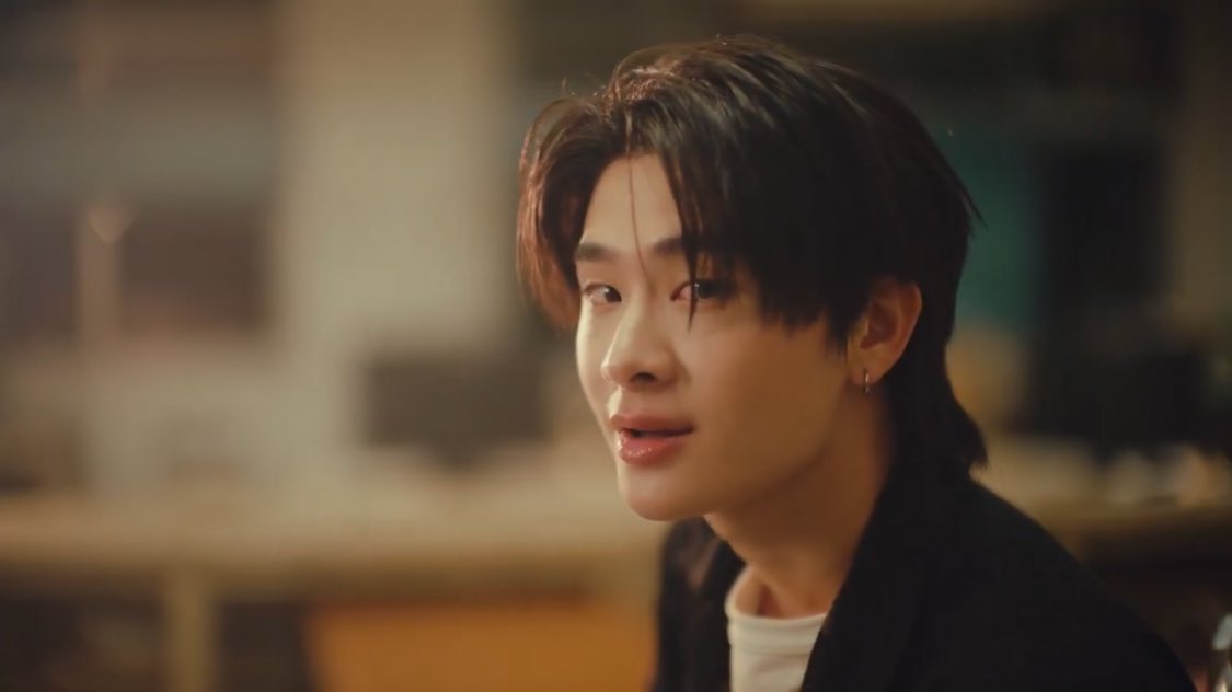 Mxl_mt's tweet image. น้องไทยเสื้อช็อปวิศวะ ต่างหูห่วง 9นาฬิกาคือถูกๆๆ 
#THAI_9นาฬิกา #THAIchayanon