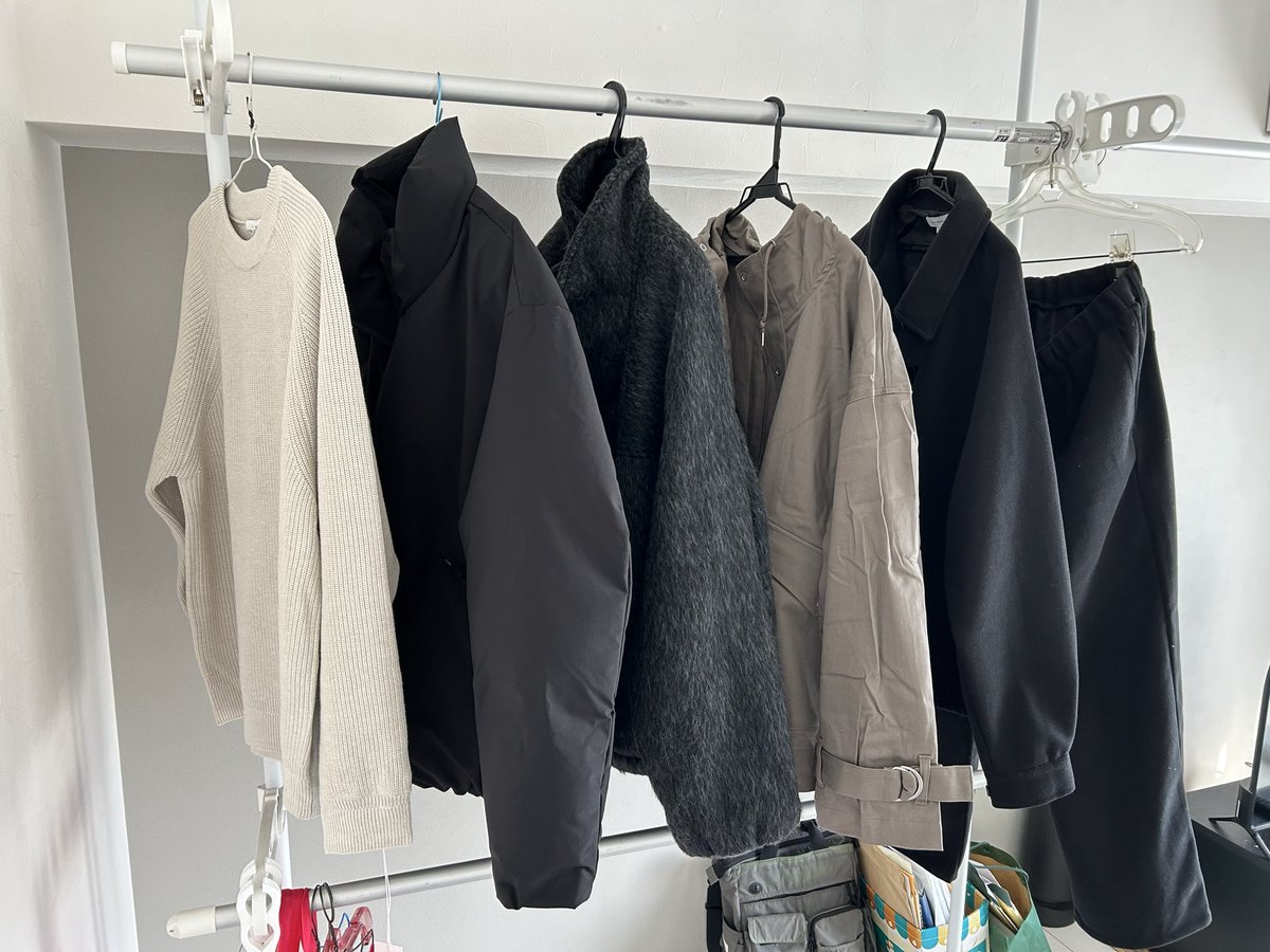 ZOZOのセールで服いっぱい買った
これで13500円ぐらい