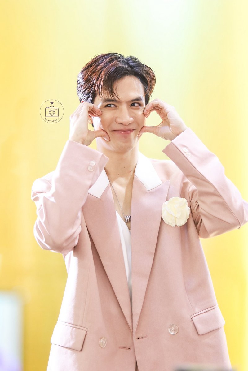 FilmtnpStudio's tweet image. Ready for a new chapter. 🤗

#FilmThanapat  #ฟิล์มธนภัทร