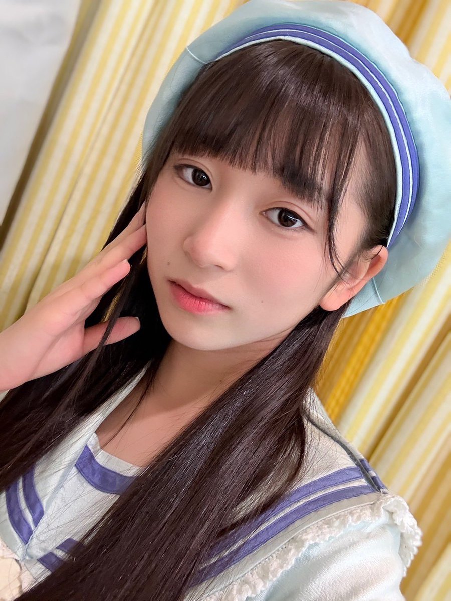 SKE48_13kisei_'s tweet photo. しーたんこと #横井志穂 です💚🧡🤍
Team KIIさん #シアターの女神 公演の前座として出演させて頂きました!ありがとうございました!
年越し後初の公演でしたね!
前回からアイドルらしく歌えるように研究中です!もっと上手に歌えるように頑張ります🎤
今年もよろしくお願いします! https://t.co/bmYqd1hhja