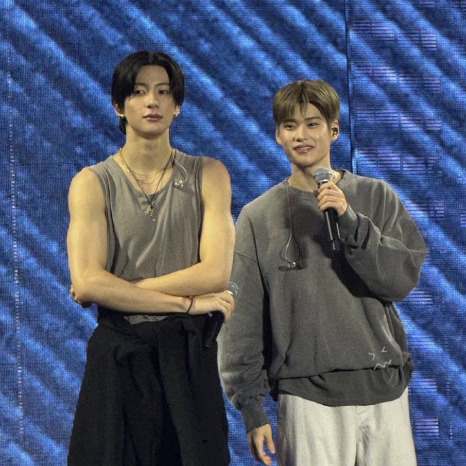 gyvrem's tweet photo. who else up gooning to ton biceps 🤤… 

anyway chapter 3, 2026 we finishing this fic on everybody’s soul !! #tonddo #톤또

https://t.co/wQGyTxCdrI https://t.co/f1DqA0siyF