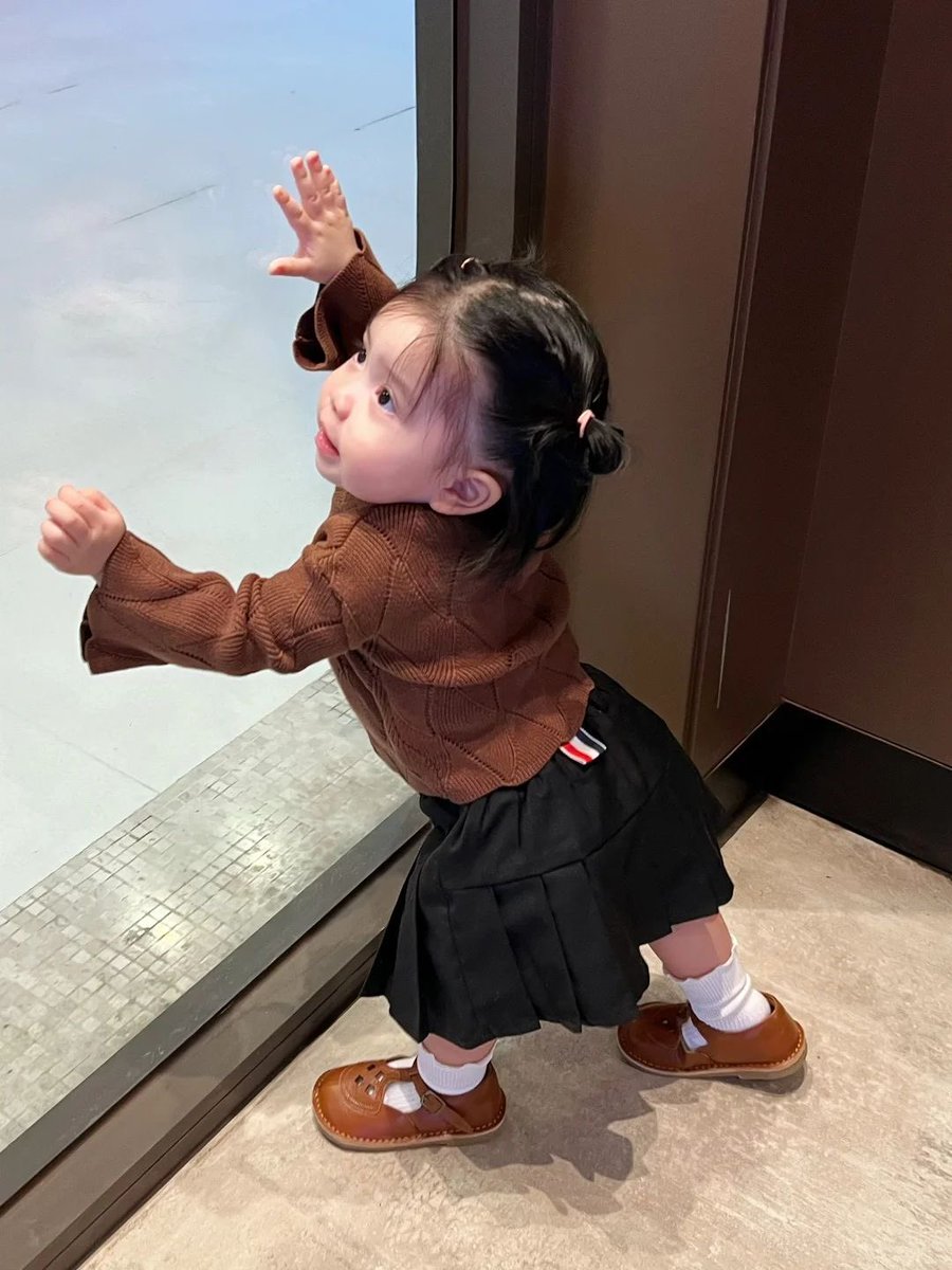 fuyaruslife's tweet photo. Yeonannie and Nanannie and baby bewwy (⁠ﾉ⁠◕⁠ヮ⁠◕⁠)⁠ﾉ⁠*⁠.⁠✧
Thank you for making Hanabi happy yesterday! Lets play again next time. 🥺

@TallenHaven @Gilmorhaven @winteukm
#HanabiDiary https://t.co/UvfUo2Q2Zb