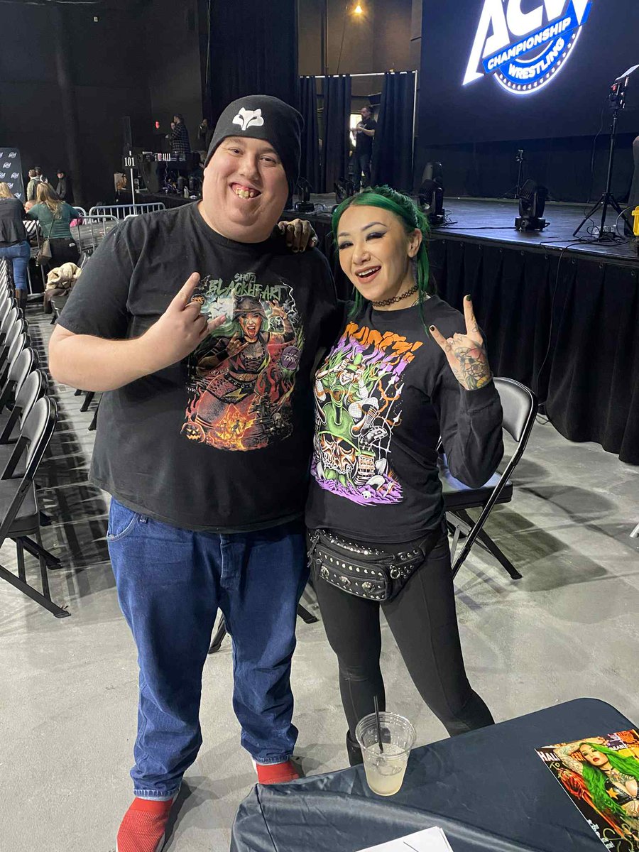 Timbeagle's tweet image. It's was nice meeting you at ACW i wish you all the Best in 2026!!!