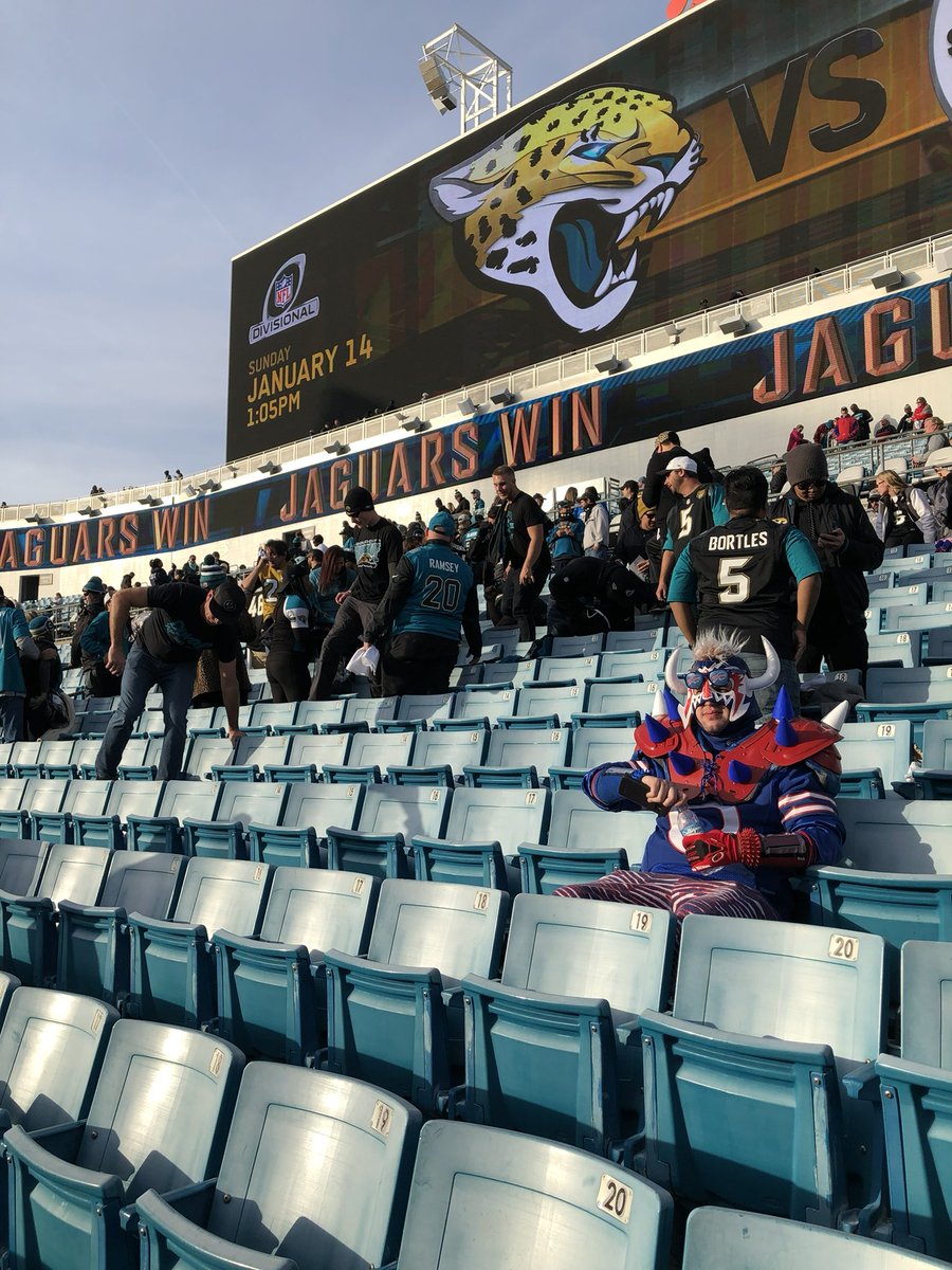 HegeDustin tweet media