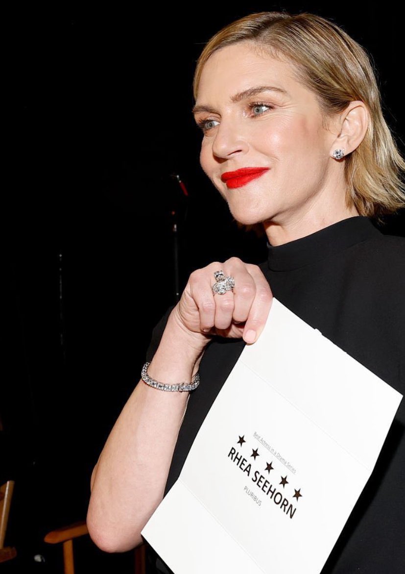 danversguardian's tweet image. i’m so emotional right now