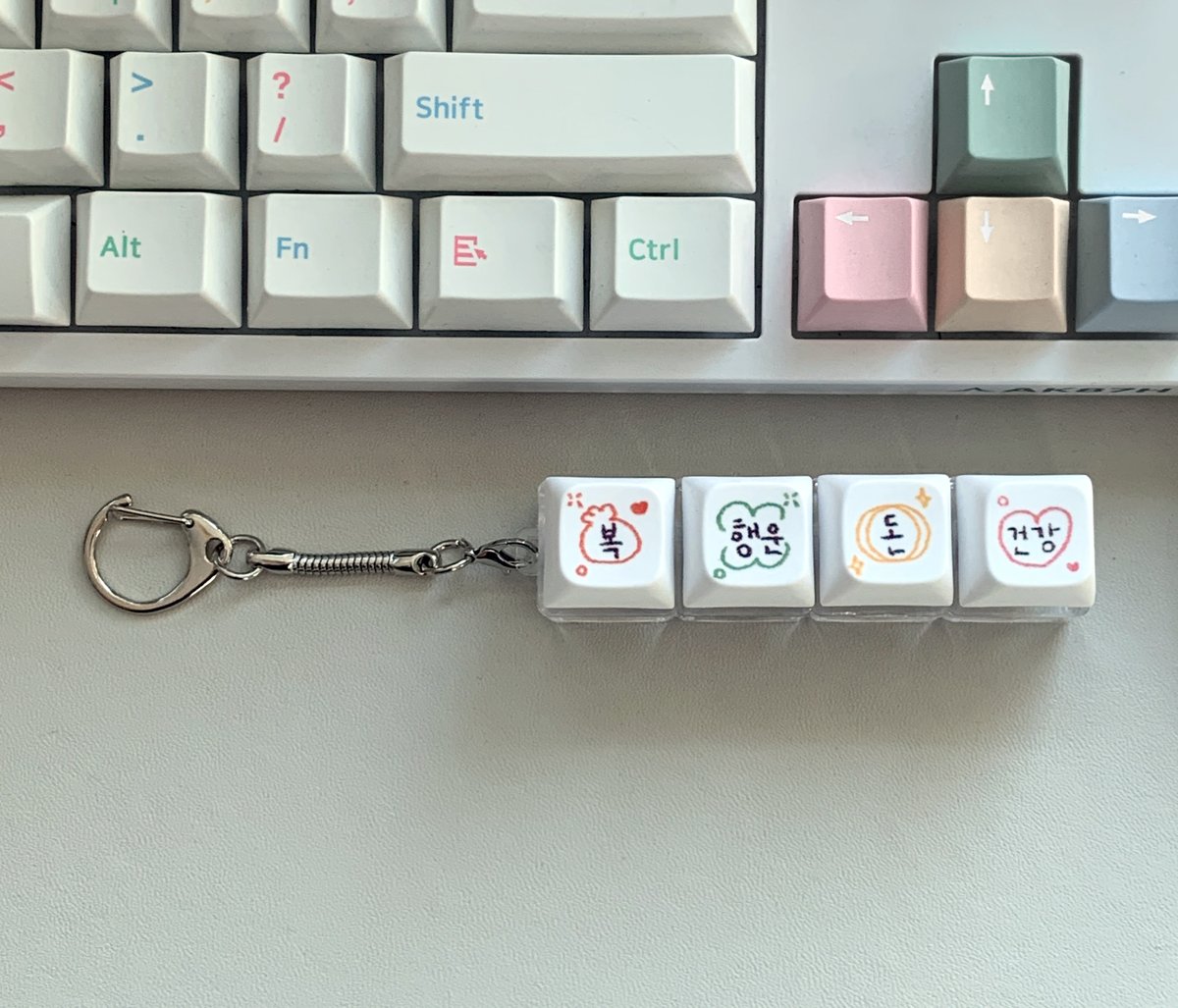 위도순 tweet media