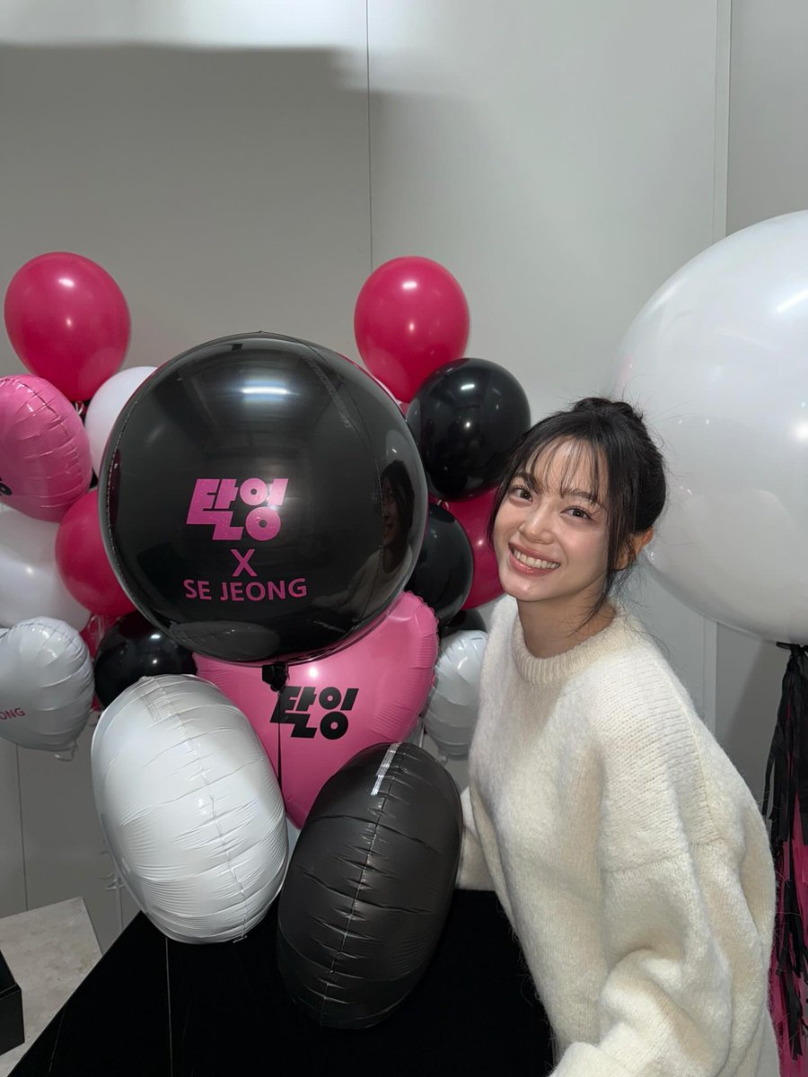 𝐊𝐞𝐲; 𝐁 tweet media