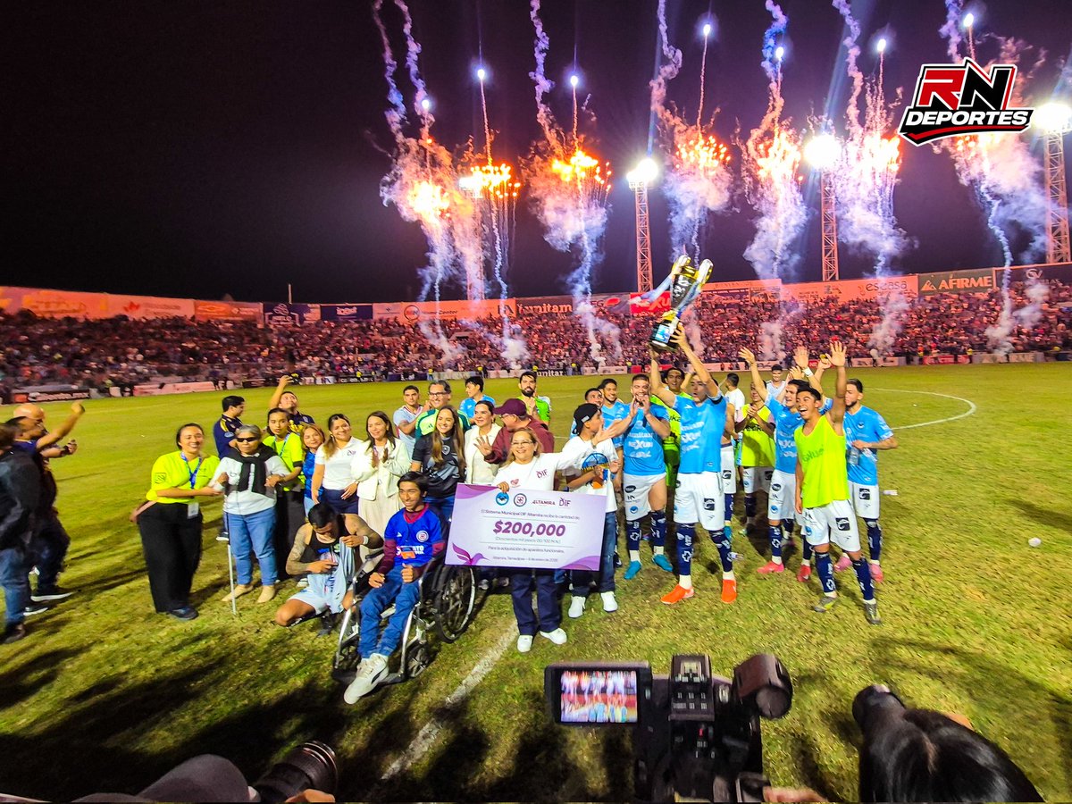 La Jaiba Brava🦀se corona en la Copa DIF Altamira🏆.

#JaibaBrava #TampicoMadero