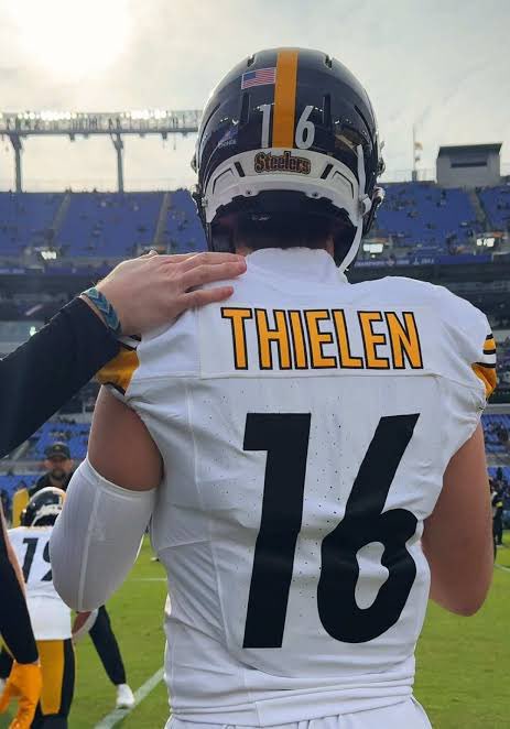 Polymarket Football tweet media