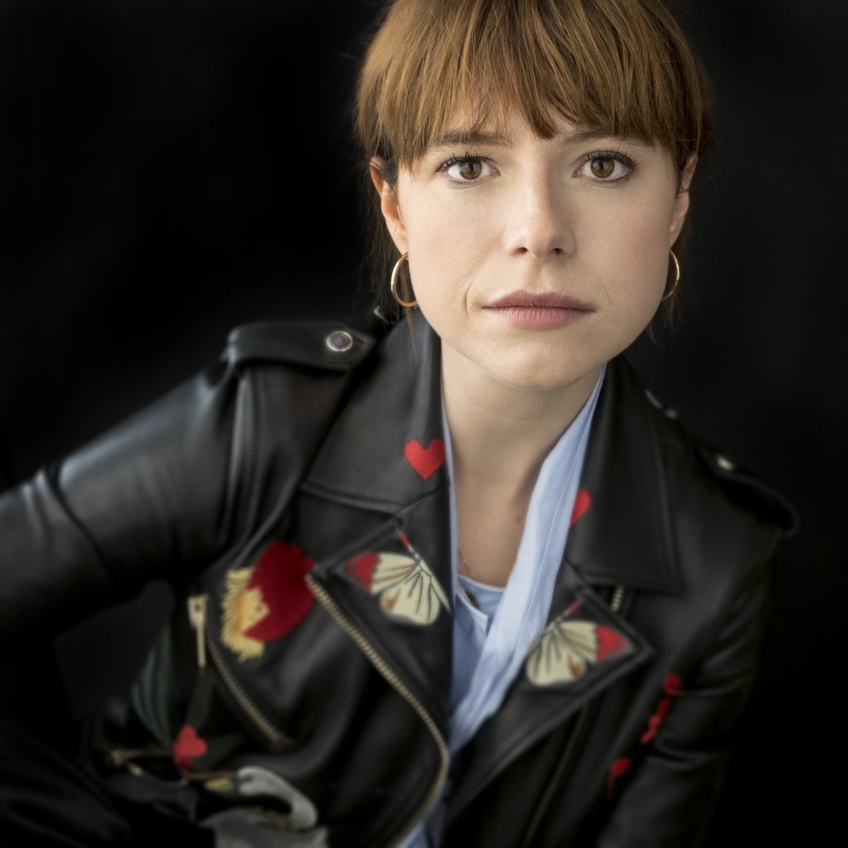 TheGATE's tweet image. Congratulations to Jessie Buckley who just won Best Actress for Hamnet at the #CriticsChoiceAwards! 

A throwback to The GATE’s Interview Lounge at TIFF 2017. Photo by Rick McGinnis.