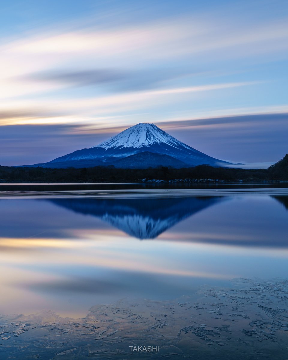 🗻
パステルカラーの夜明け

Pastel-colored dawn