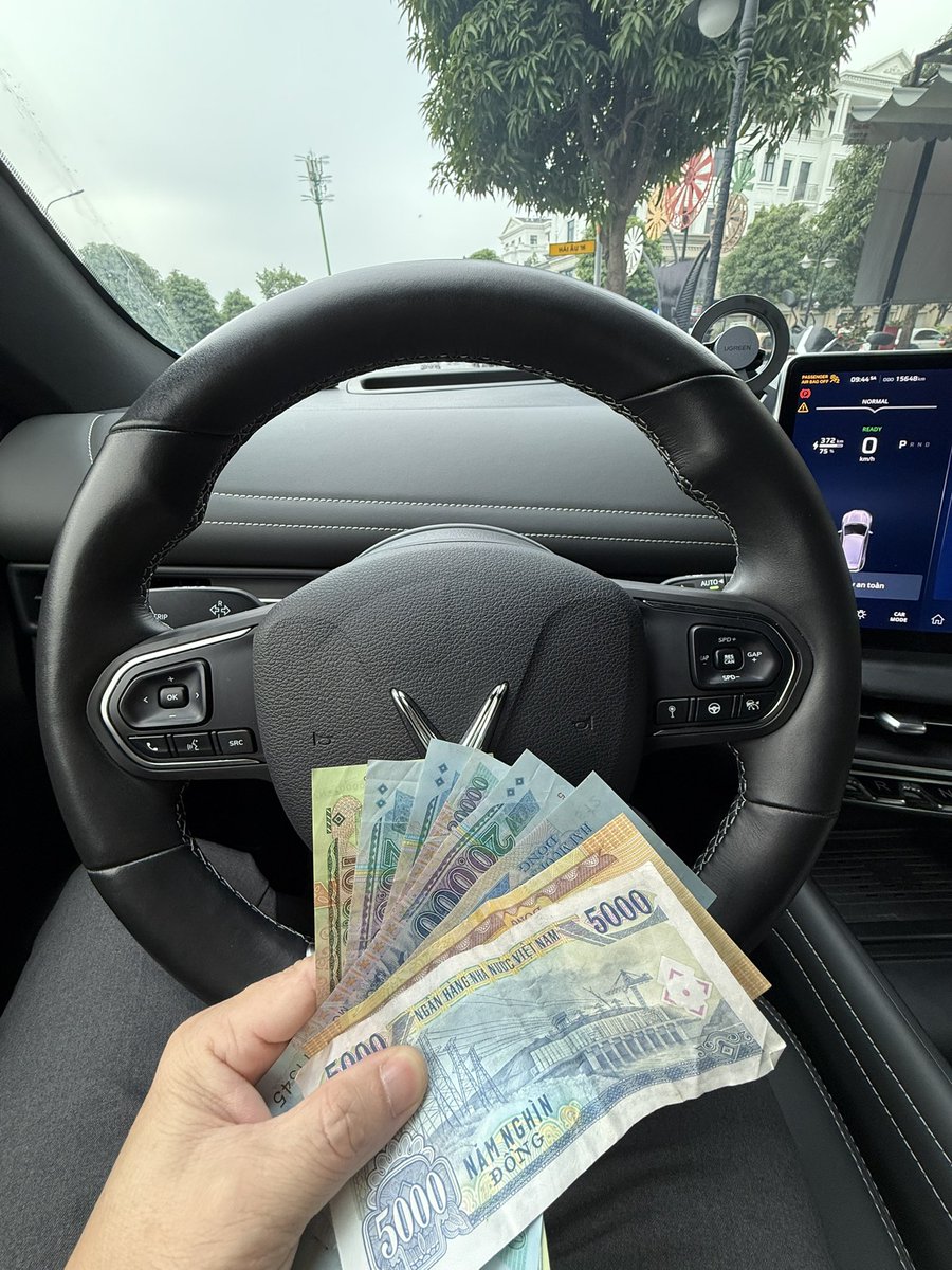 Ngoạ Long tweet media