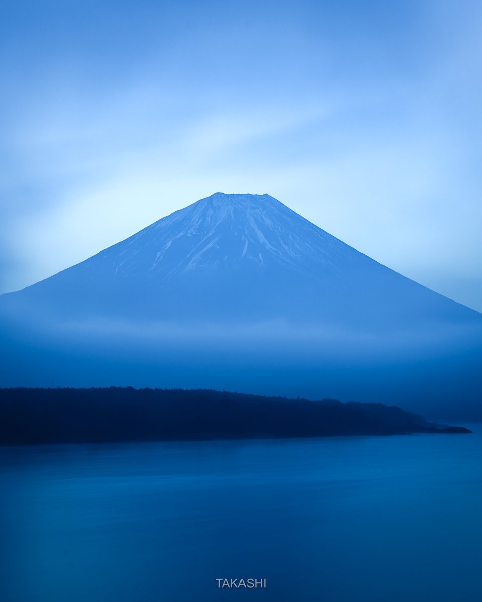 Takashi_LF's tweet image. 🗻
夜明け、ほんのり

The view of Mount Fuji at dawn
