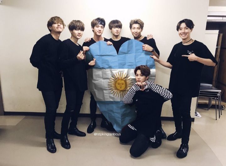 CarolinaJaen4's tweet photo. #BTSARGENTINA2026
#PROYECTOMORADOARG
#TOURBTSARG

@dfallaccess
@todonoticias https://t.co/qbfPNu5y0l