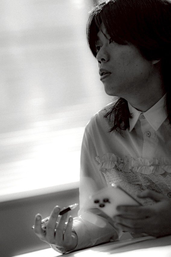 青松輝です。

1月7日発売の『文藝』で、歌人の瀬戸夏子さんと「短歌ブーム以後を俯瞰する　私性・テクスチャー・SNSをめぐって」というタイトルで対談しています。

10ページあります。本気。ぜひ。